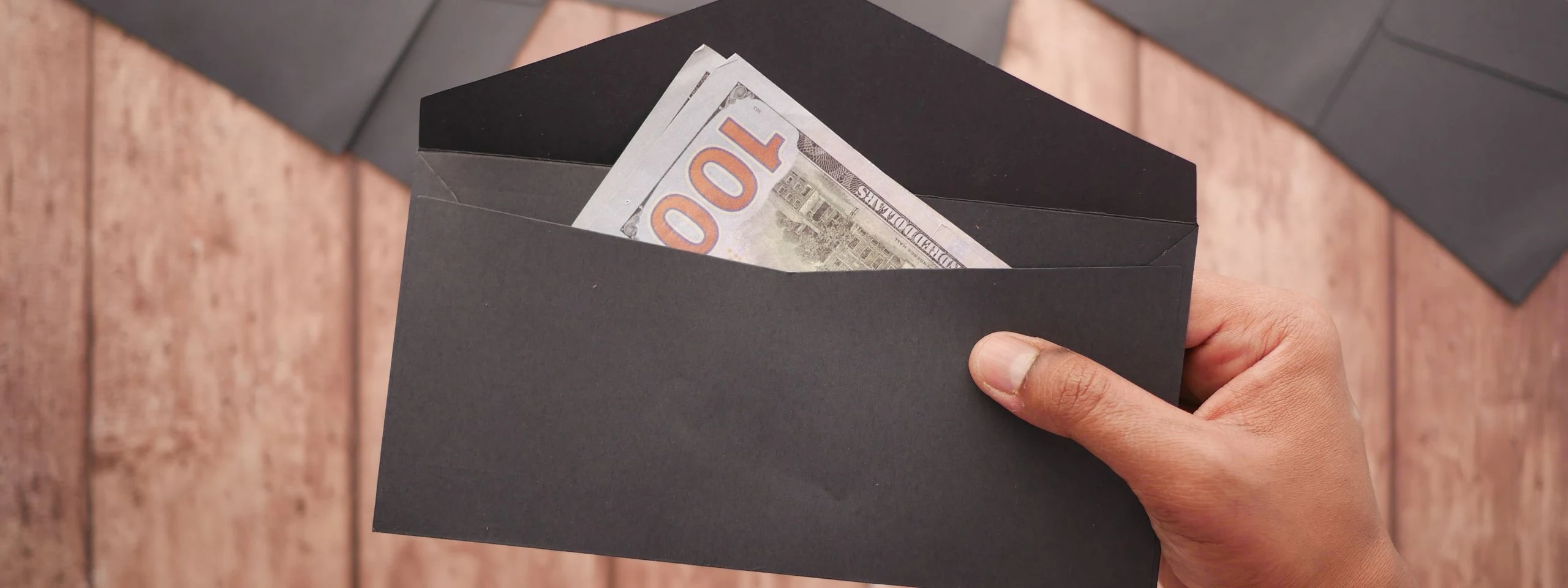 Distinguish legitimate payments from bribery in transactions